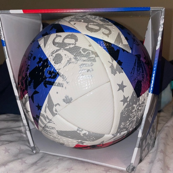 Adidas MLS OFFICIAL Match Ball 2023 24 Game Ball White Red Soccer HT9026 Size 5 - Picture 1 of 5